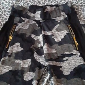 Army Pants with Golden Zippers